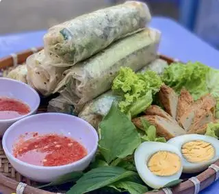 Cuốn nem  - 18.000 ₫ tại Ẩm Thực Phan Rang - Trường Sa