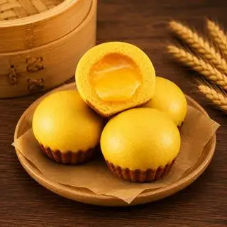 Hình ảnh Bánh Bao Hoàng Kim 50g - Nhân Kem Trứng Béo Mịn