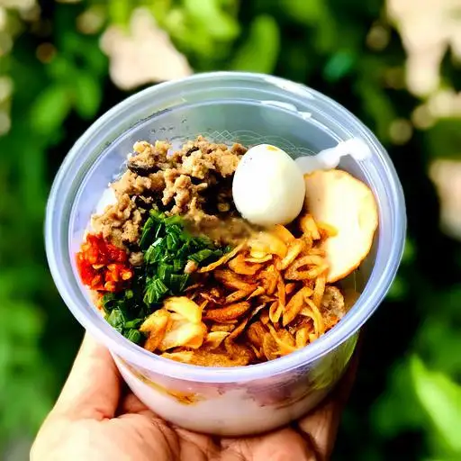 Bánh đúc nóng thịt chả trứng cút - 36.000 ₫ tại Bánh Đúc Nóng - NGUYÊN - Vạn Kiếp