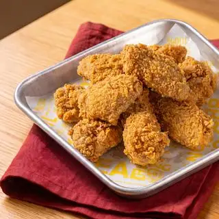 Cánh gà rán truyền thống - 221.000 ₫ tại BBQ Chicken - Gà Rán Hàn Quốc - Chung Cư Mỹ Đức