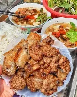 Hình ảnh Combo 2 bún chả (size VỪA) + 2 nem rán