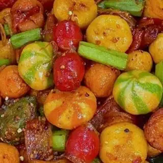 Thập cẩm đồ chiên mắm tỏi lớn  - 180.000 ₫ tại PONY FRUIT - Trái Cây Cắt Sẵn & Mì Trộn Indomie Cá Viên  - Đường 44