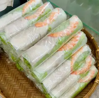 Gỏi Cuốn Tôm Thịt - 13.000 ₫ tại Gỏi Cuốn, Hột Vịt Lộn & Bún Mắm Nêm Loan - Huỳnh Tấn Phát
