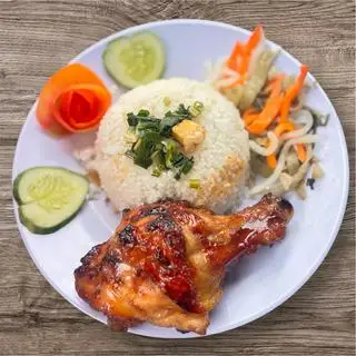 Cơm Tấm Đùi Gà - 64.000 ₫ tại Cơm Tấm 555 - Sườn Bì Chả - Nguyễn Gia Trí