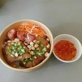 Hình ảnh Bún thịt nem nướng. 