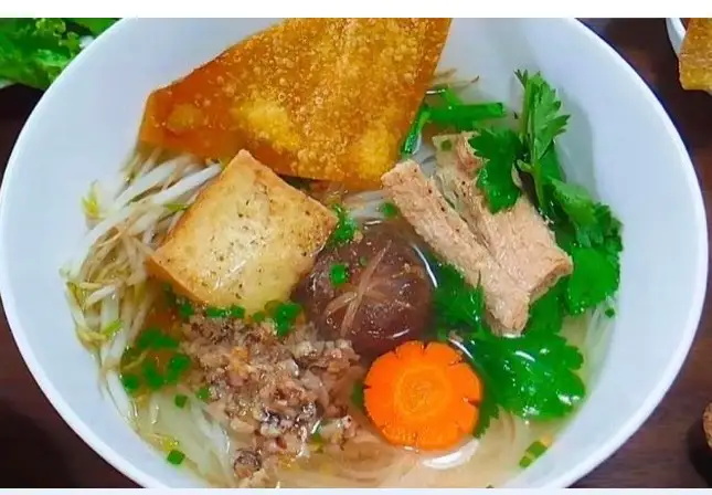 Mì thập cẩm - 45.000 ₫ tại Quán Chay Thiên Nhiên - Lê Quang Định