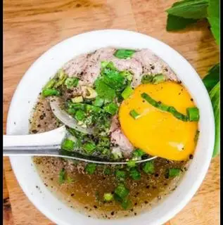 tiết trứng hột gà - 20.000 ₫ tại Quán Bún Bò & Phở Cô Sáu - Nguyễn Trãi