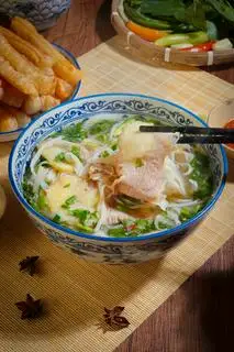 Phở Gầu - 82.000 ₫ tại Nhà Ngói Phở - Hương Vị Hà Nội Xưa - KDC Nam Viên
