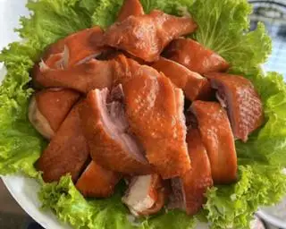 Hình ảnh Gà Hun Khói - Nửa Con tặng sốt chấm thần thánh