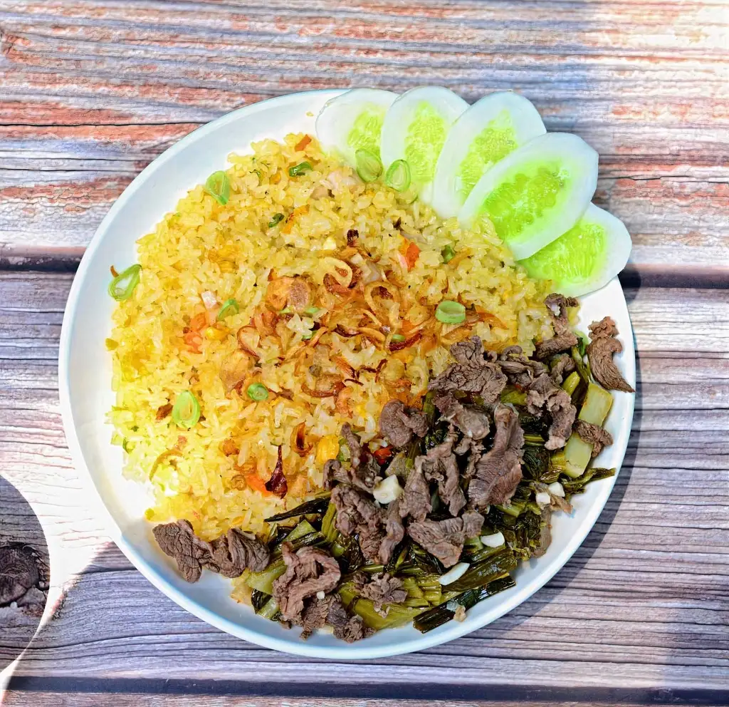 Com chiên dưa bò  - 68.000 ₫ tại Cơm Gà Xối Mỡ - Tân Hòa Đông
