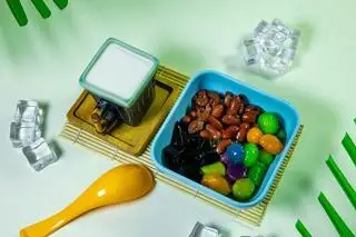 Chè khoai dẻo đậu đỏ - 39.000 ₫ tại Chè Chi Trần - 143 Nguyễn Sỹ Sách