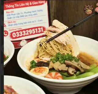 Hình ảnh Mì Gà Xé Trứng Hồng Đào  (Mala)