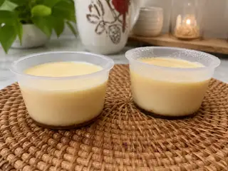 Bánh flan lớn - 11.000 ₫ tại Cửa Hàng Ăn Vặt Thiên Phát - Nguyễn Đình Chiểu