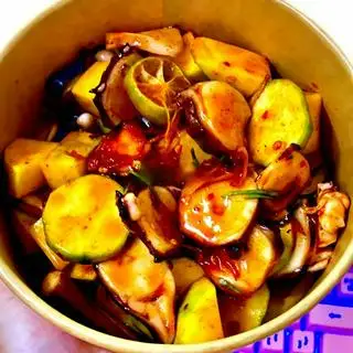 Râu tuộc sốt thái - 60.000 ₫ tại Sốt Thái Yummy - Đường Số 15
