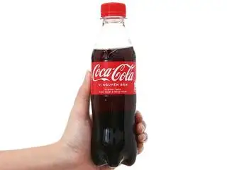 coca chai - 18.000 ₫ tại Bánh Mì Chả Cá Má Hải - Trần Quý
