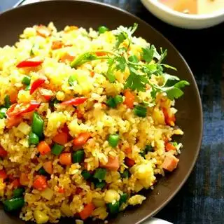Hình ảnh Cơm chiên dương châu