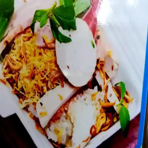 Xôi mặn  lớn - 30.000 ₫ tại Đức Thắng - Bánh Mì Hà Nội - Nguyễn Văn Lượng