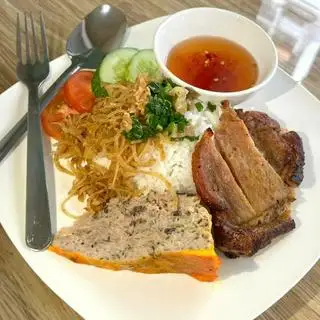 Hình ảnh Cơm tấm Sườn Bì Chả 