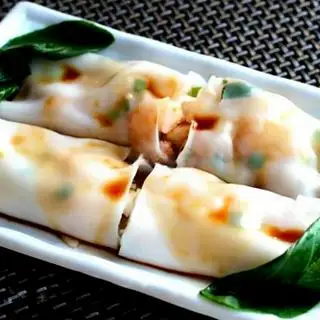 BÁNH CUỐN TÔM SÒ ĐIỆP - 39.000 ₫ tại CHÈ LẠ LẮM À NHA - Dạ Nam