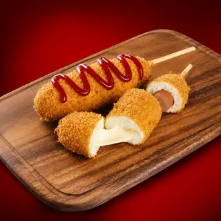 Corndog xúc xích phô mai - 1 cây - 35.000 ₫ tại Gà Rán & Pizza Ông Trọng - Cách Mạng Tháng Tám