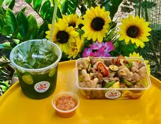 Combo SỐT THÁI Chân Gà/Mề Gà/ Trà Thái Xanh( LỚN ) - 92.000 ₫ tại Chân Gà Sốt Thái Yến Vi Food - Đường Số 4