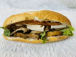 Bánh Mì Thập Cẩm (Must try) - 31.000 ₫ tại Bánh Mì & Xôi Minh Ký Chay - Âu Cơ