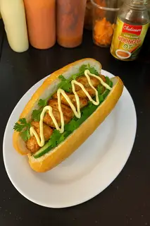 Hình ảnh Bánh mì gà - kèm trà tắc