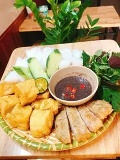 Hình ảnh Bún đậu chả cốm