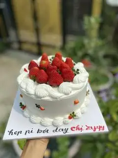 Hình ảnh bánh kem dâu 17cm 249k 