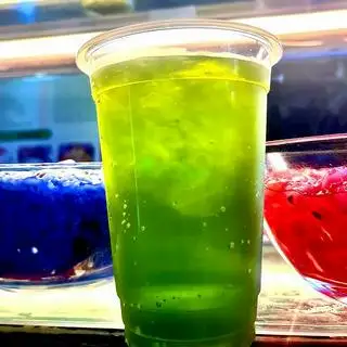 TRÀ ĐÁ THÁI XANH - 5.000 ₫ tại Chè Cô 7 Cần Thơ - Đường Số 41
