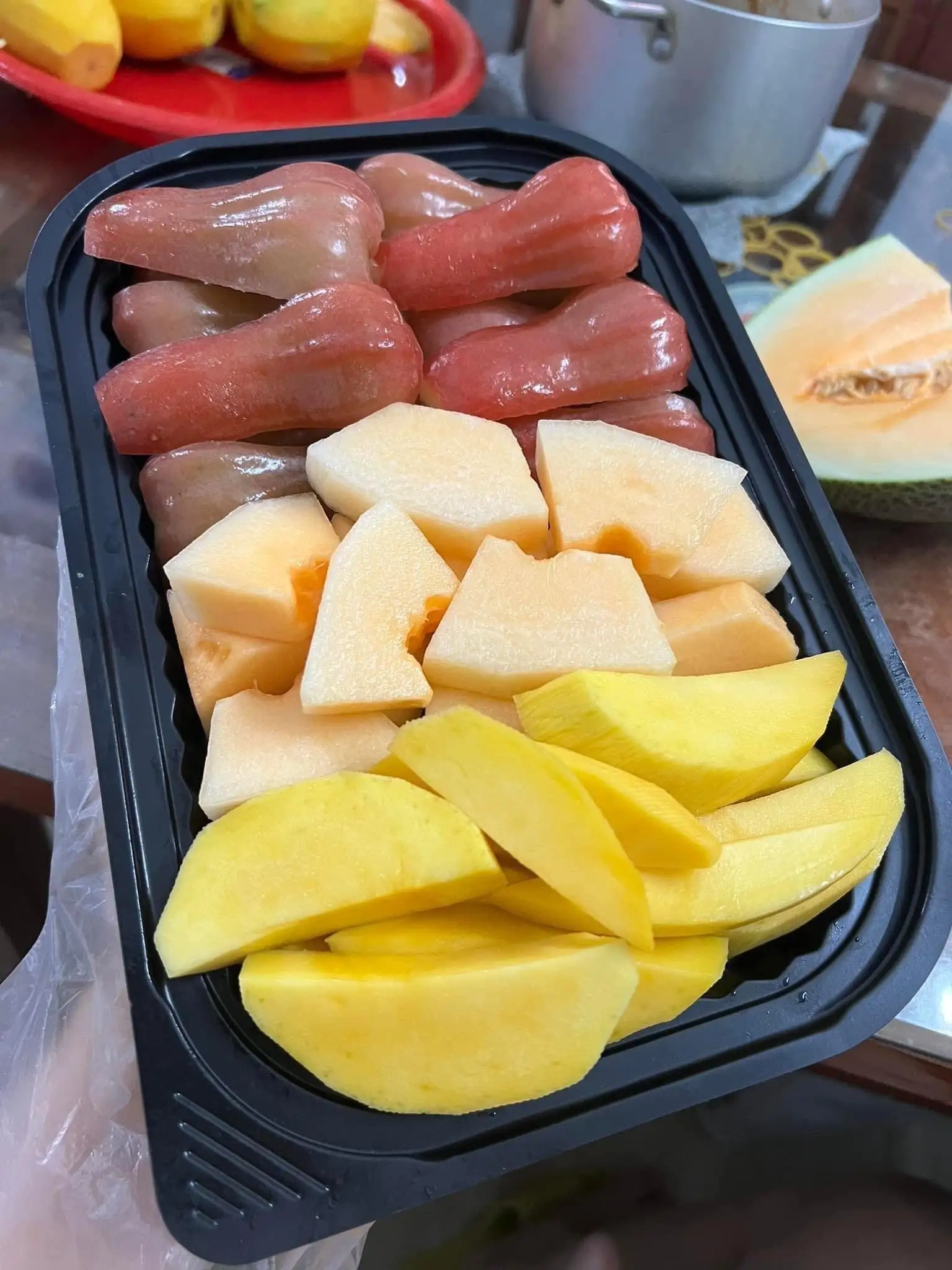 Hình ảnh Khay Hoa Quả Mix(Xoài+Dưa Vàng+Roi)