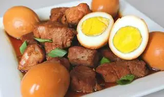 Thịt kho trứng - 52.000 ₫ tại Cơm Văn Phòng Mimi - Lê Thánh Tôn