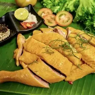 Gà Ủ Muối Hoa Tiêu 1/2 Con ( Chặt Sẵn ) + 2 Hũ Sốt Chấm Muối Hoa Tiêu  - 126.000 ₫ tại Lạp Xưởng Nướng Đá Đệ Nhất - Đoàn Văn Bơ