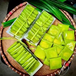 Hình ảnh Bánh cốm 1 hộp 10 cái