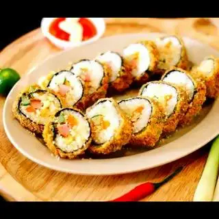 Gimbap chiên xù - 37.000 ₫ tại Bún Thịt Nướng & Gỏi Cuốn Bà Ngoại - Lý Thái Tổ