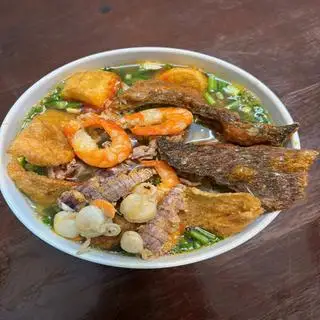 Hình ảnh bún riêu đặc biệt full topping