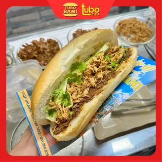 Hình ảnh Bánh mì Pate Gà Nướng