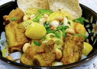 Mì quảng sườn - trứng cút - 53.000 ₫ tại Mì Quảng Thu Bồn - Tạ Quang Bửu