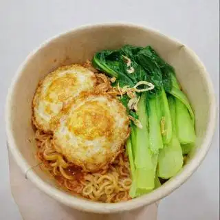 Hình ảnh Mì trộn 2 trứng