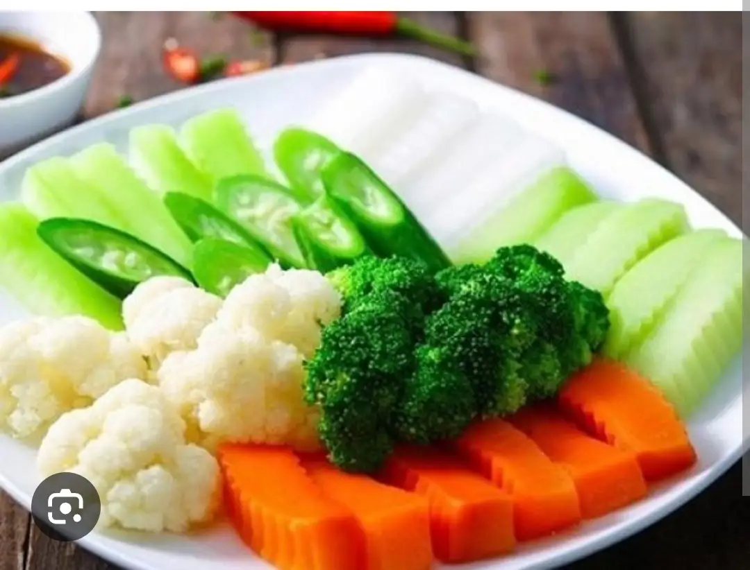 rau củ luộc  - 31.000 ₫ tại Cơm Cháy Kho Quẹt - Mũi Tàu Phú Lâm - Dương Bá Cung