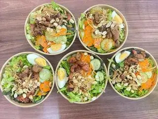 Hình ảnh Bún trộn Thịt Nướng