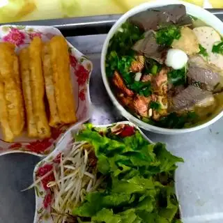 Hình ảnh Bún Bò Huế Không Món Giò