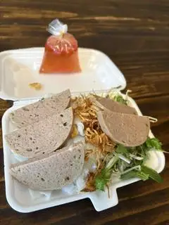 Hình ảnh Bánh ướt chả bò