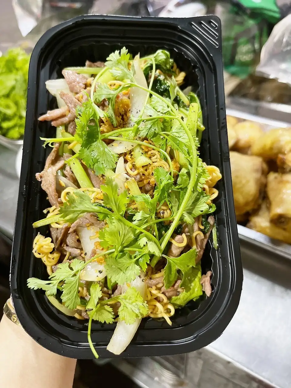 Hình ảnh Mì Xào Gà Xé