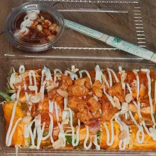 Hình ảnh Bánh tráng cuốn chấm sốt me 