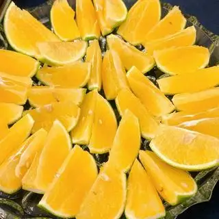 Hình ảnh cam xoàn cắt sẵn chấm muối