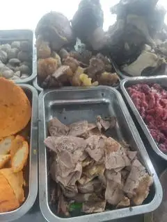 BÚN BÒ THẬP CẪM ĐẶT BIỆT(GIÒ,CHẢ,TÁI,NẠM,GÂN,VIÊN) - 100.000 ₫ tại Bún Bò Huế Kiều Thanh - KDC Nam Long
