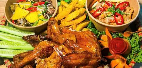 Hình ảnh Gà Luộc & Gà Ủ Muối - Lê Đức Thọ