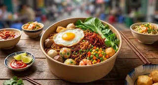 Hình ảnh Mì trộn indomie thập cẩm