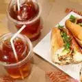Hình ảnh Bánh mì gà quay ngũ vị